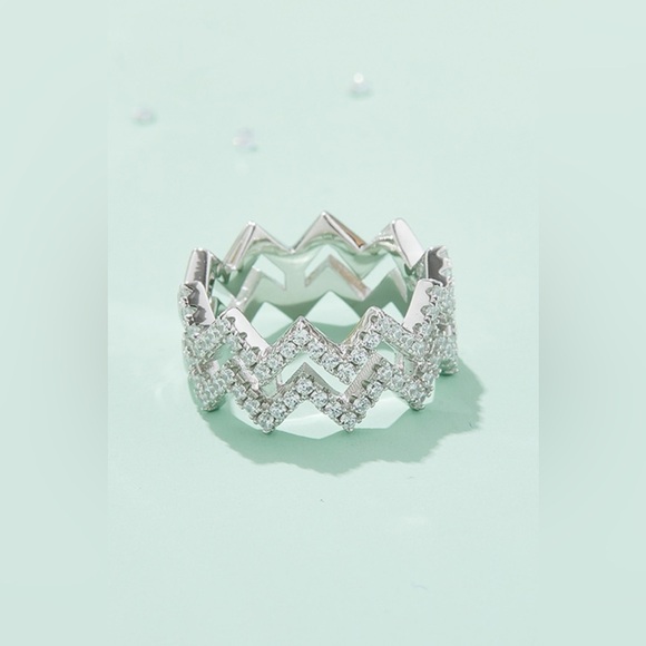 Moissanite Zigzag Stacking Rings - Picture 4 of 7